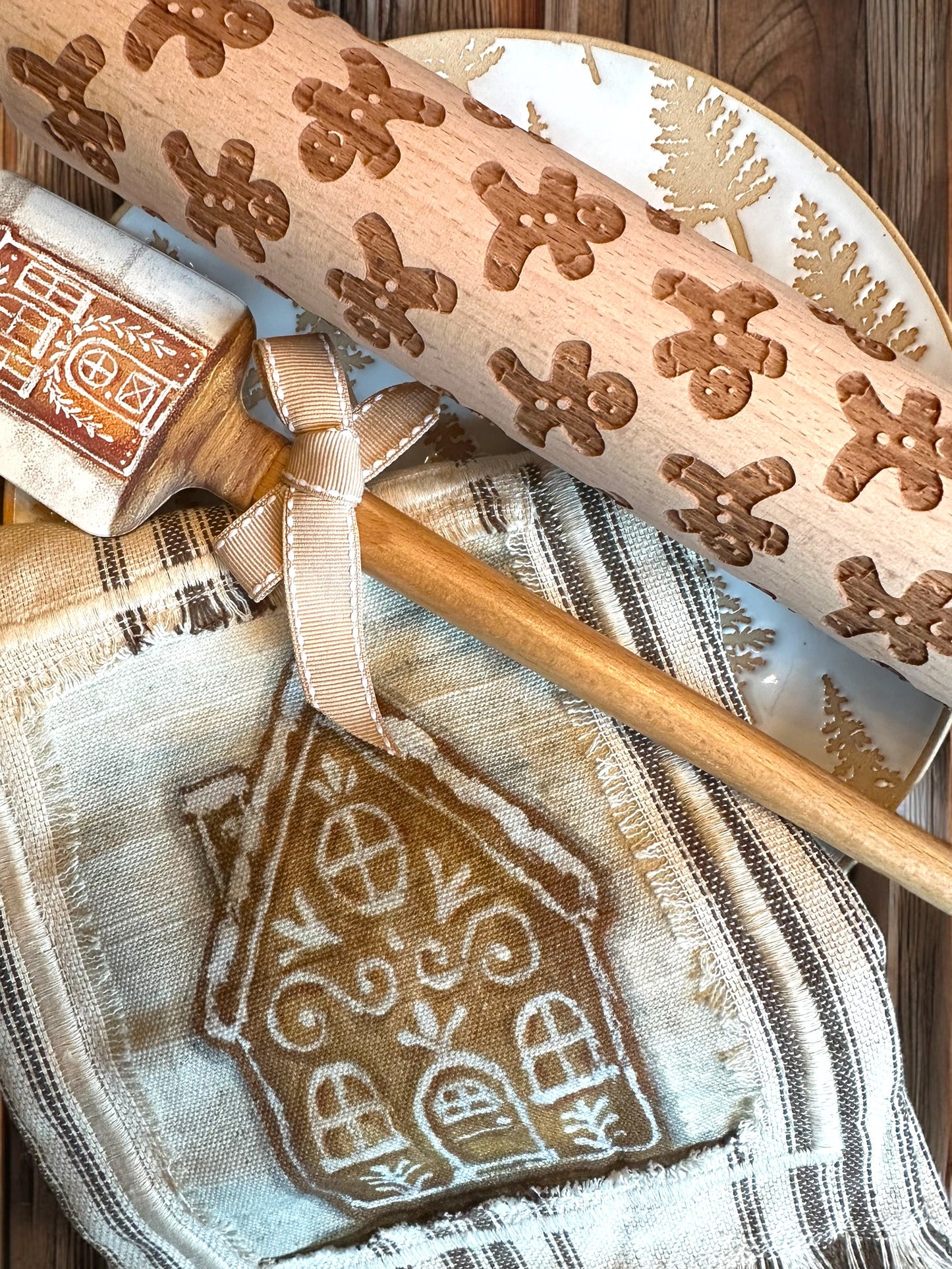 Gingerbread Men Large Wooden Rolling Pin